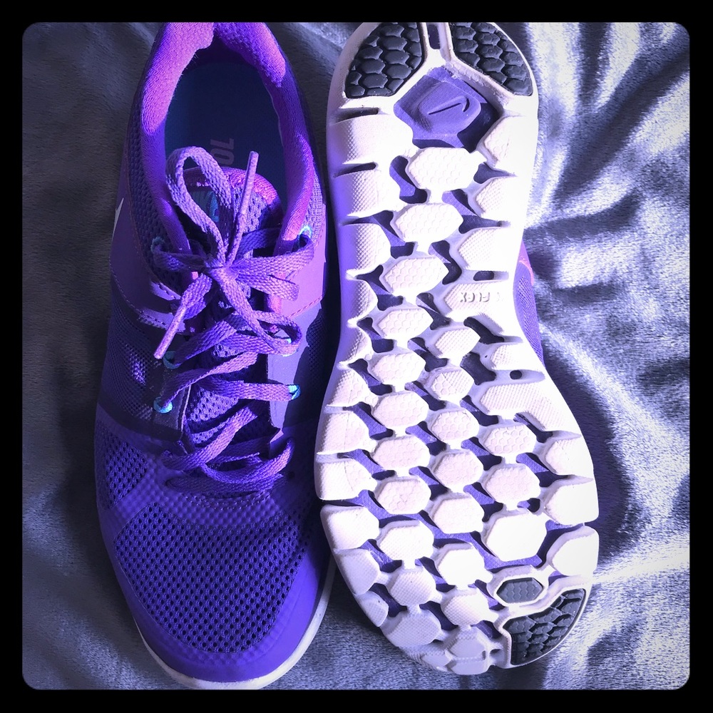 Ladies sneakers